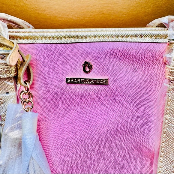 { Spartina 449 } : Flamingo Retreat Medium Tote in Floral Coral - Picture 6 of 14